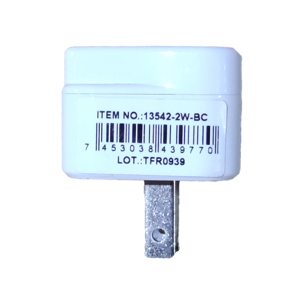 Adaptador de enchufe europeo a americano Troen3